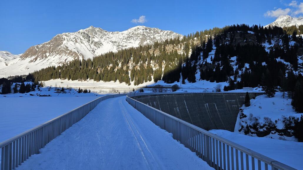 Und anschliessend stattete ich der Langlaufloipe noch einen Besuch ab, welche auch richtig gut ist.<br />Ein riesiges Potential, welches dieses Dorf bietet. Ich freue mich auf die weiteren Entwicklungen in den nächsten Jahren.