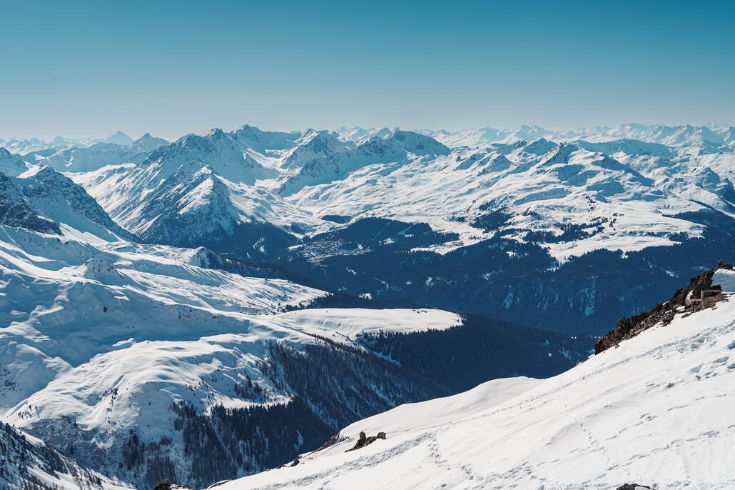 Blick vom Gipfel Richtung Arosa.