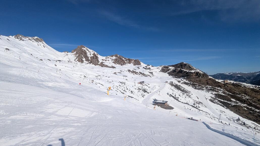 Andre Seite an der Schlossalm, hier gefühlt mehr los