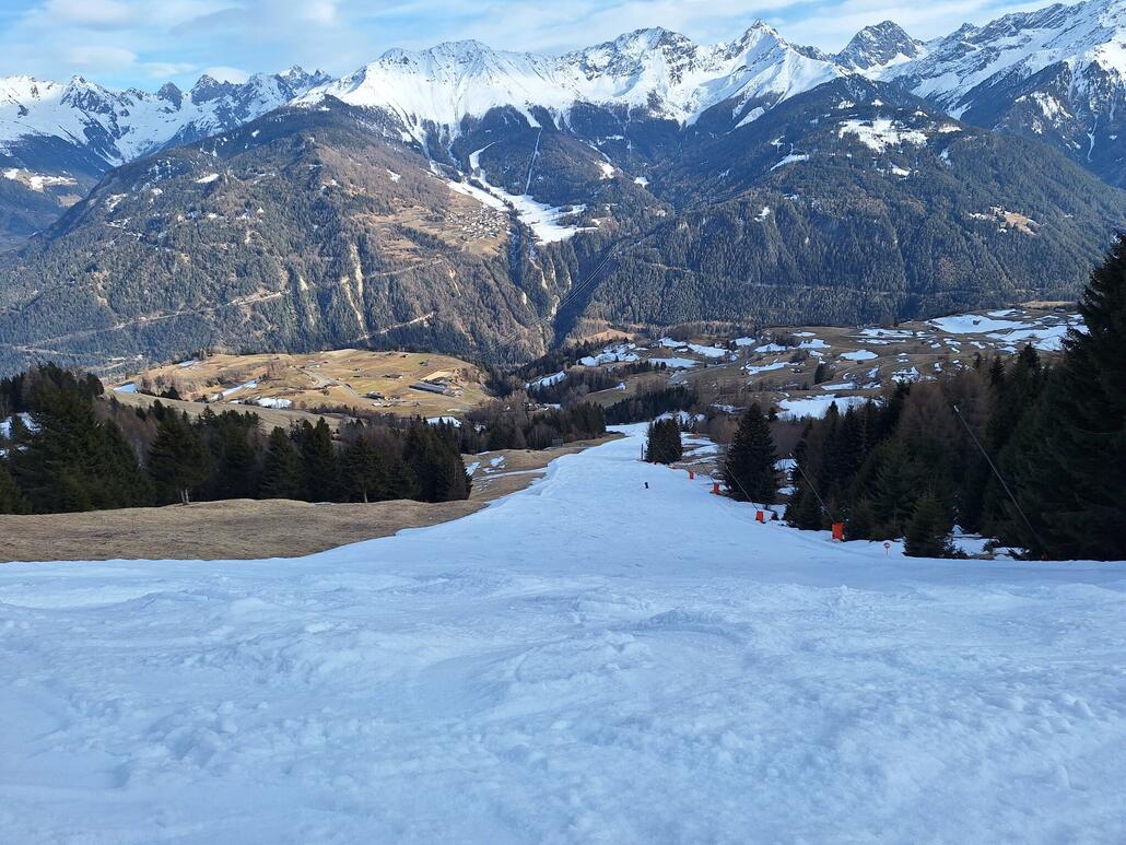 Lange Abfahrt nach Ladis