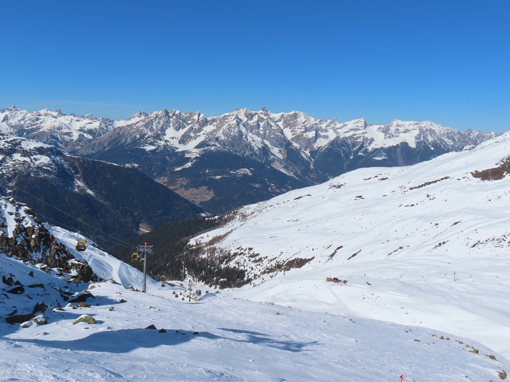Blick zu den Lechtaler Alpen rund um die Parseierspitze