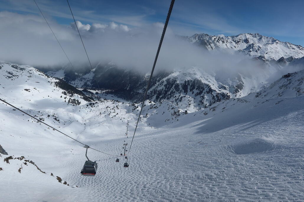 Endloser Buckelhang Chassoure