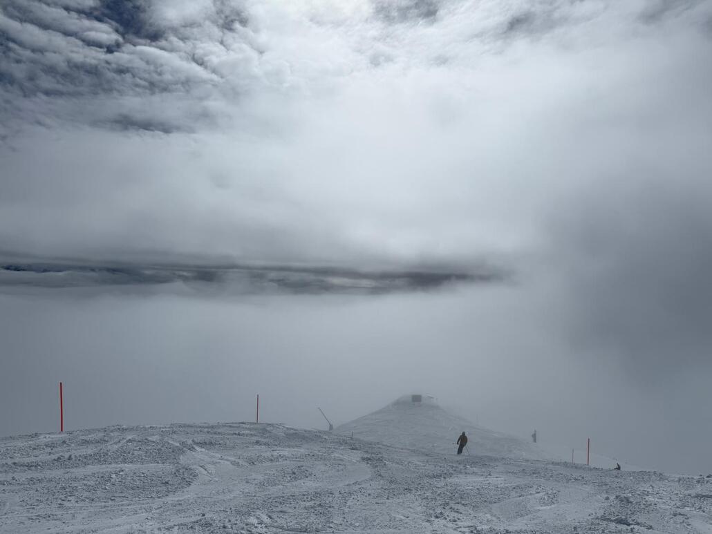 WhatsApp Image 2025-03-16 at 21.39.39 (2).jpeg