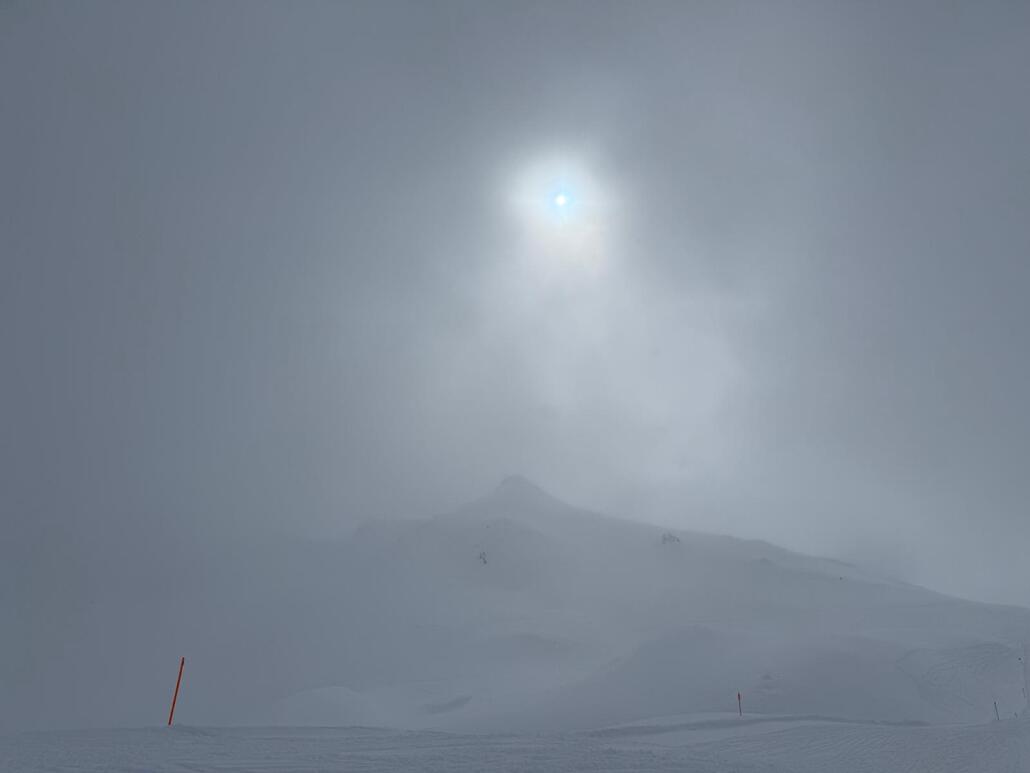 WhatsApp Image 2025-03-16 at 21.53.37 (3).jpeg