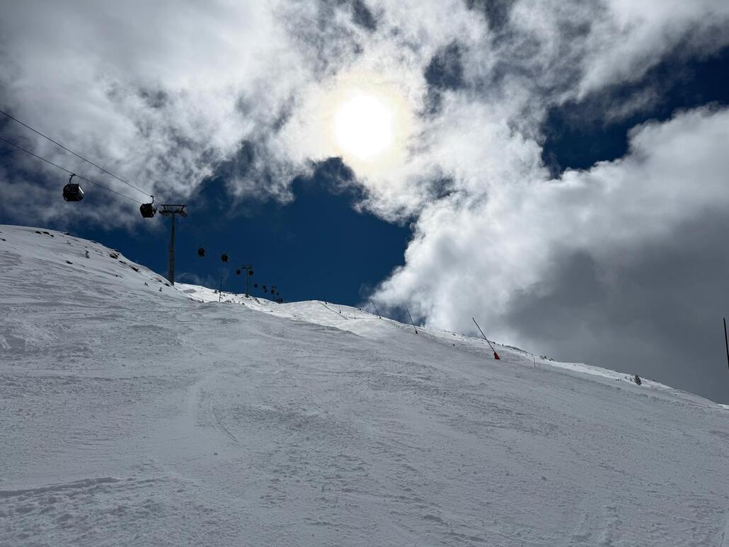 WhatsApp Image 2025-03-17 at 22.25.35 (7).jpeg