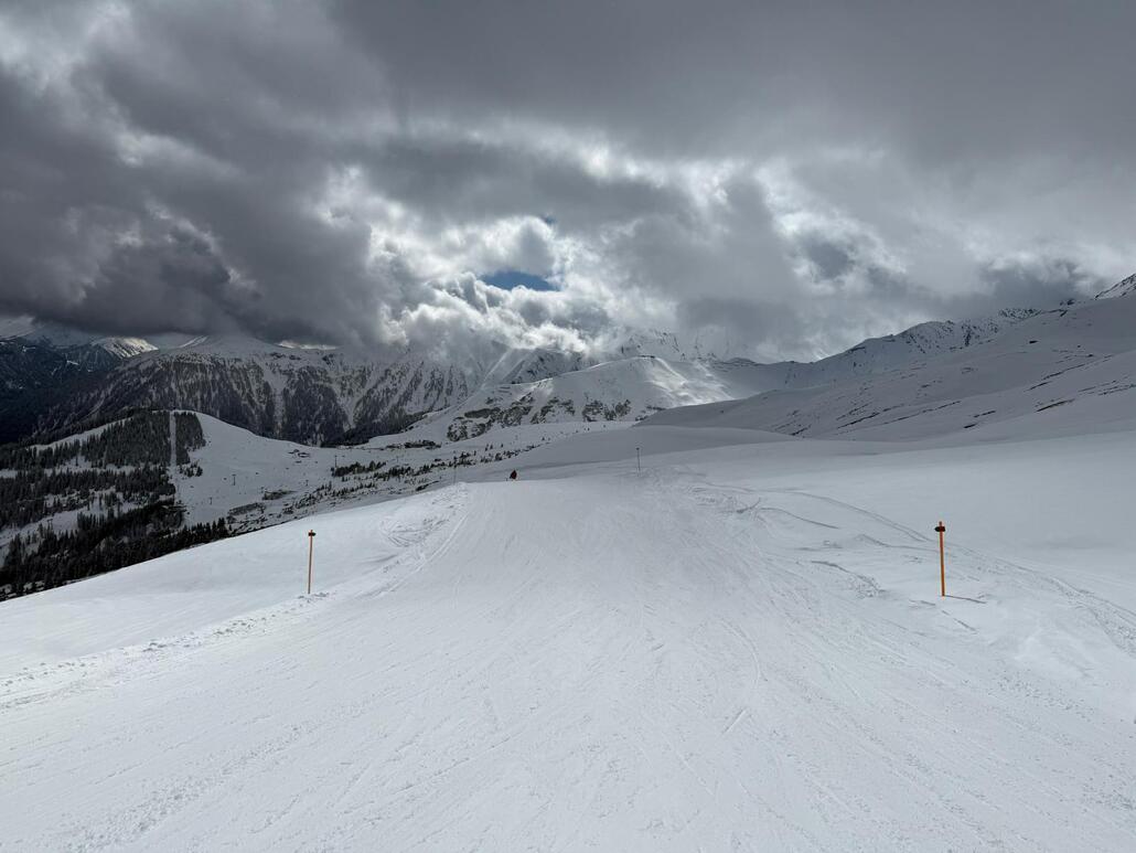 WhatsApp Image 2025-03-17 at 22.46.46 (2).jpeg