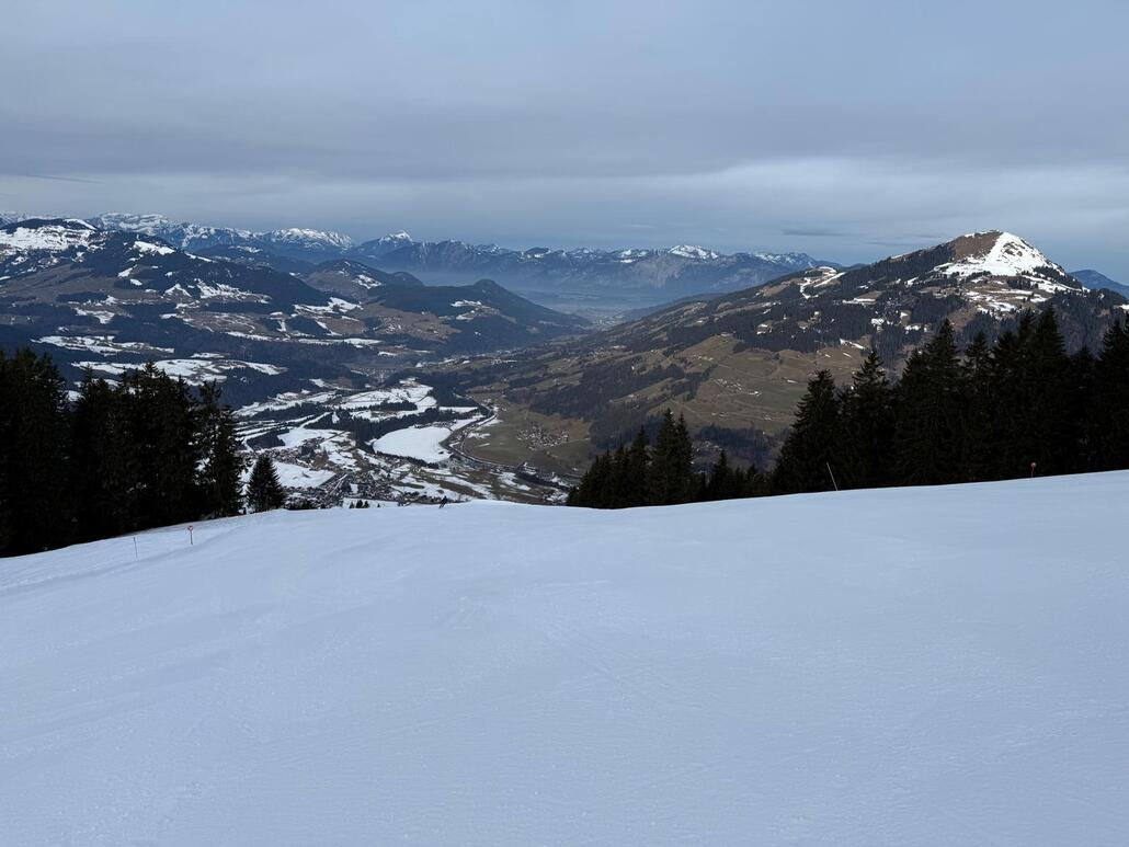 WhatsApp Image 2025-03-18 at 00.00.52 (1).jpeg