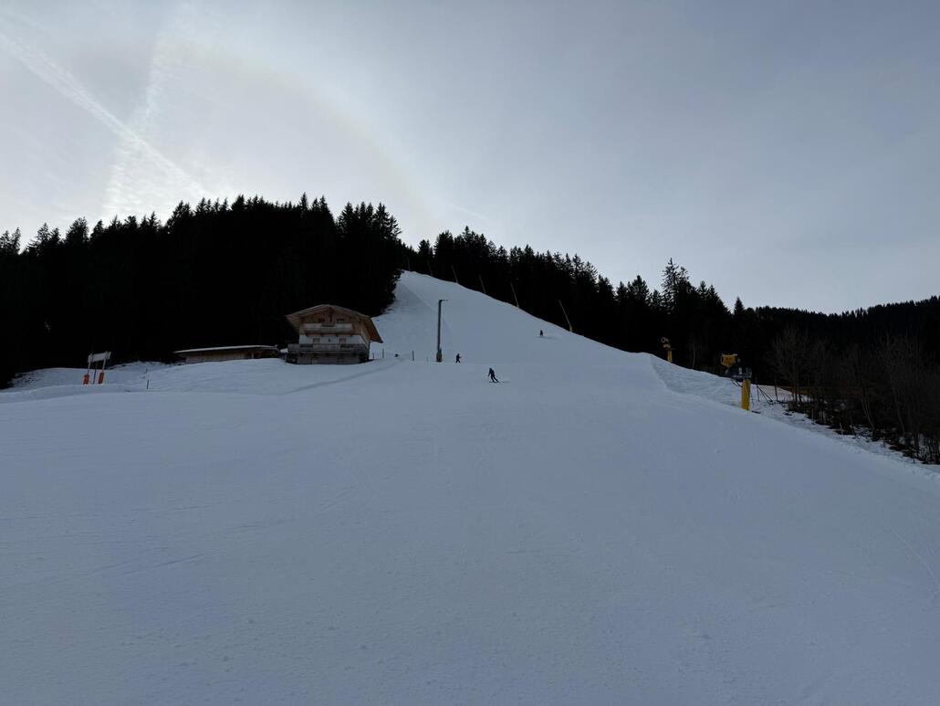 WhatsApp Image 2025-03-18 at 00.04.44 (1).jpeg