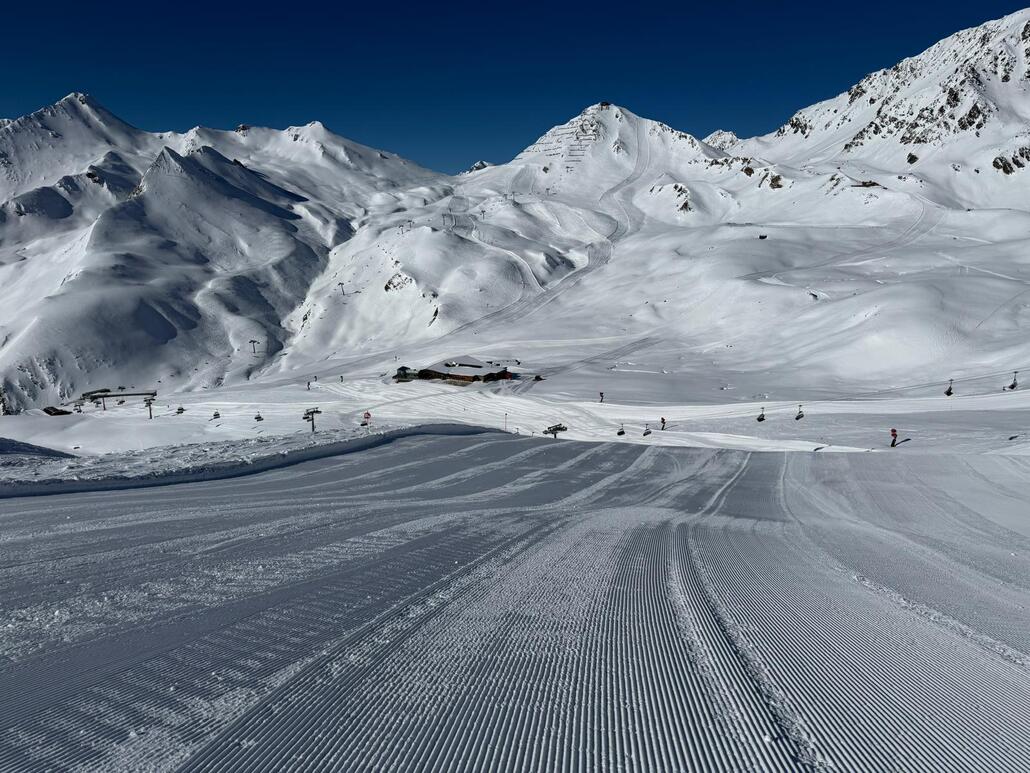 WhatsApp Image 2025-03-18 at 21.20.46 (2).jpeg