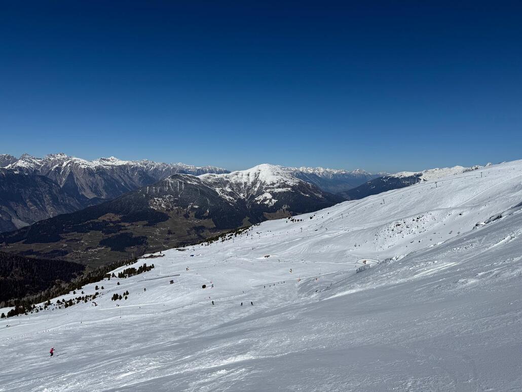 WhatsApp Image 2025-03-18 at 22.26.15 (2).jpeg