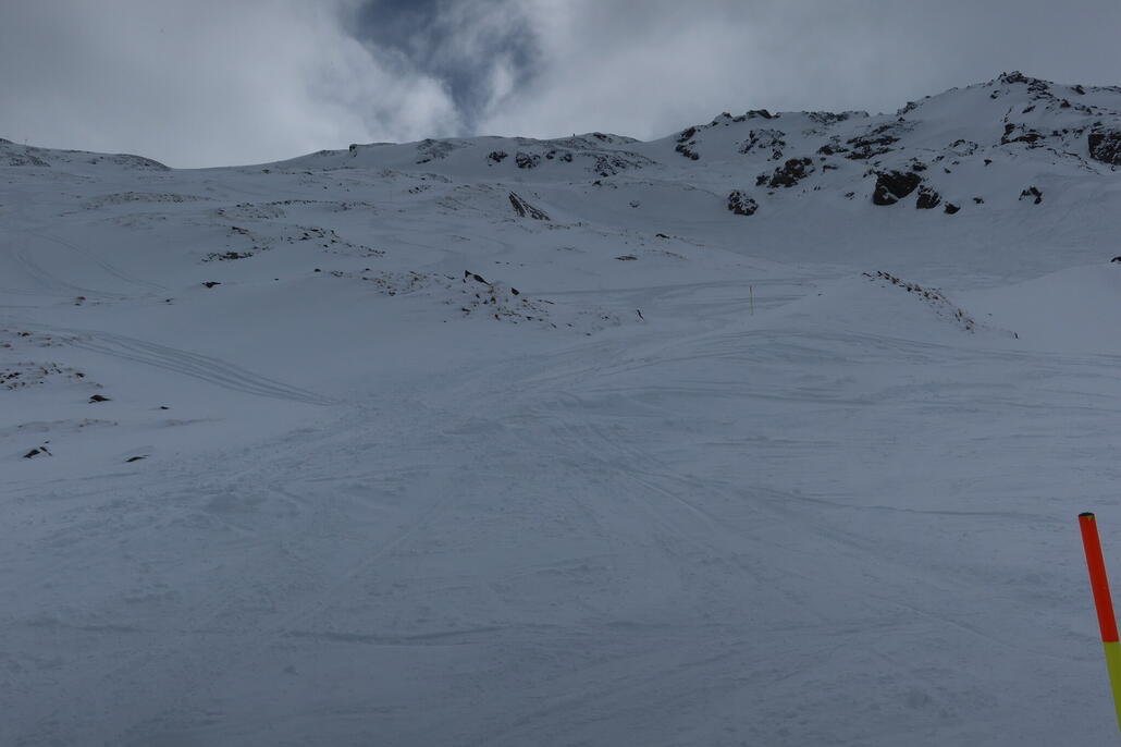 Den Markierungen der Routen im Garten zu folgen war teilweise mangels Schnee unmöglich