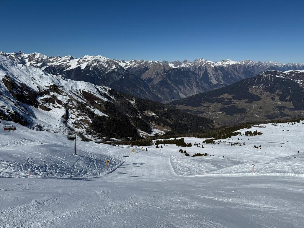 WhatsApp Image 2025-03-19 at 21.54.47 (3).jpeg