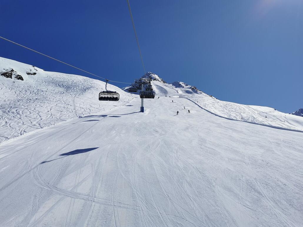 5. Leer. Und diese Piste hier lädt zum heizen ein.