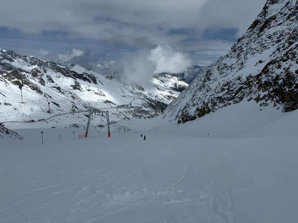 WhatsApp Image 2025-03-23 at 22.50.53 (9).jpeg