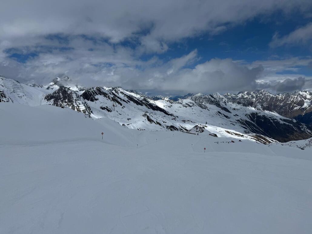 WhatsApp Image 2025-03-23 at 23.24.01 (5).jpeg