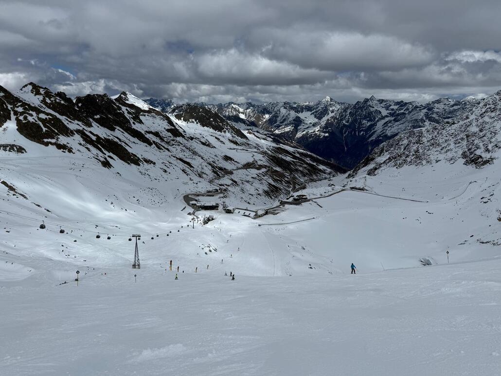 WhatsApp Image 2025-03-24 at 22.46.34 (2).jpeg