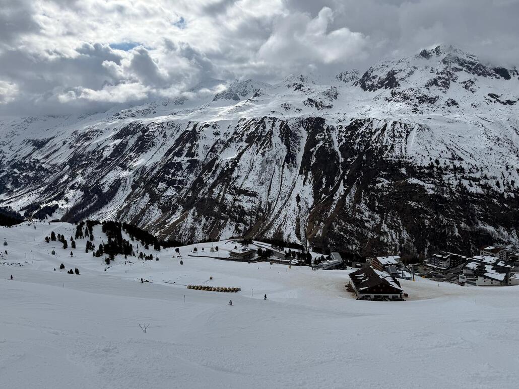 WhatsApp Image 2025-03-25 at 22.11.50 (4).jpeg