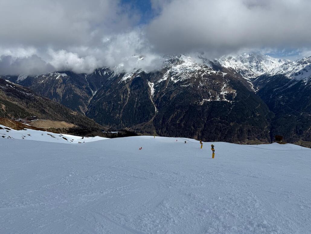 WhatsApp Image 2025-03-27 at 23.46.24 (1).jpeg