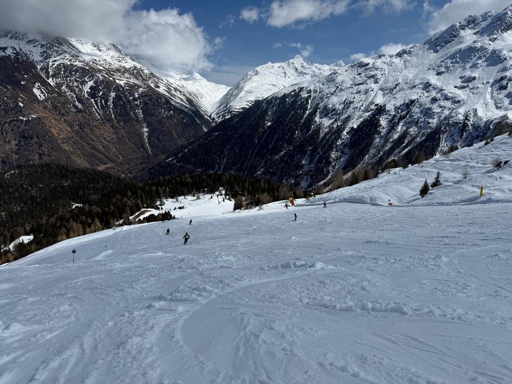 WhatsApp Image 2025-03-27 at 23.46.24 (5).jpeg