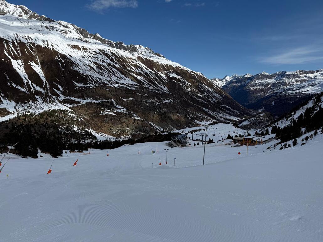 WhatsApp Image 2025-03-28 at 22.00.45 (1).jpeg