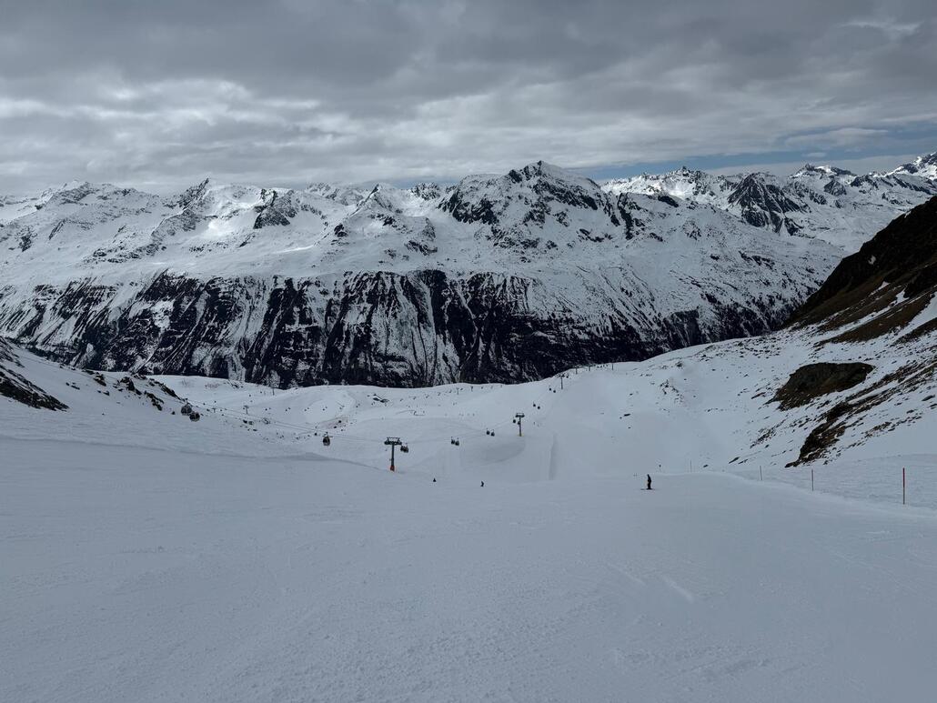 WhatsApp Image 2025-03-28 at 22.10.34.jpeg