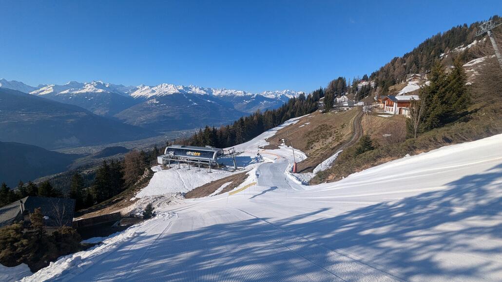 Unten heraus wird es schon sehr knapp mit dem Schnee