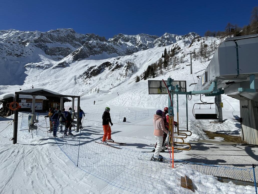 IMG_5177.jpeg (744.09 KiB) 1012 mal betrachtet Varozzei ebenfalls immer jedes FBM besetzt