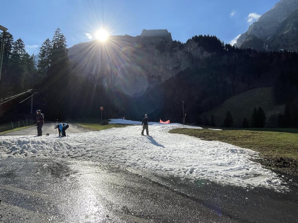 Ganz unten ists aber nicht mehr viel Schnee