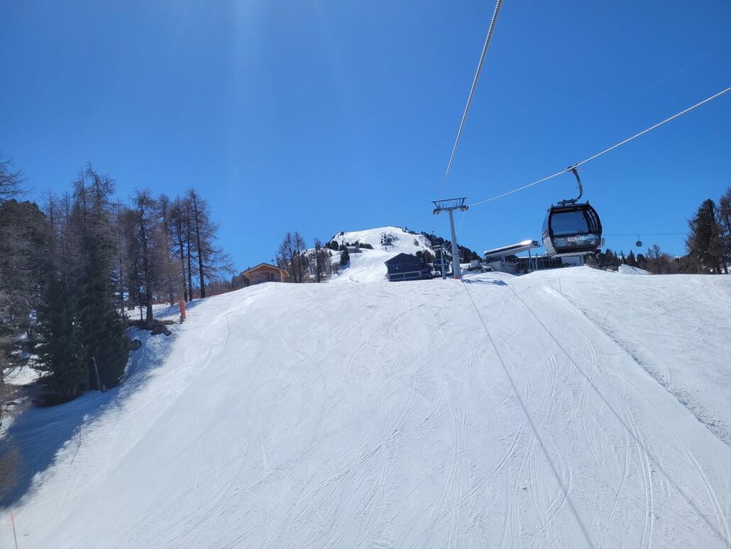 Nach oben schauts noch mehr nach Winter aus :)