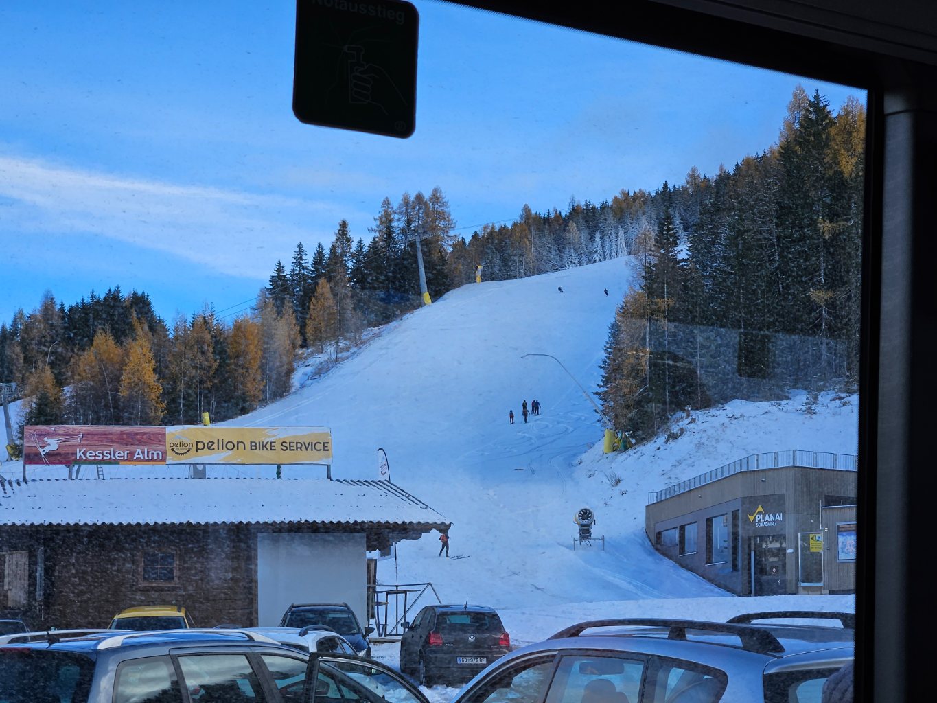 Talstation Lärchkogelbahn.