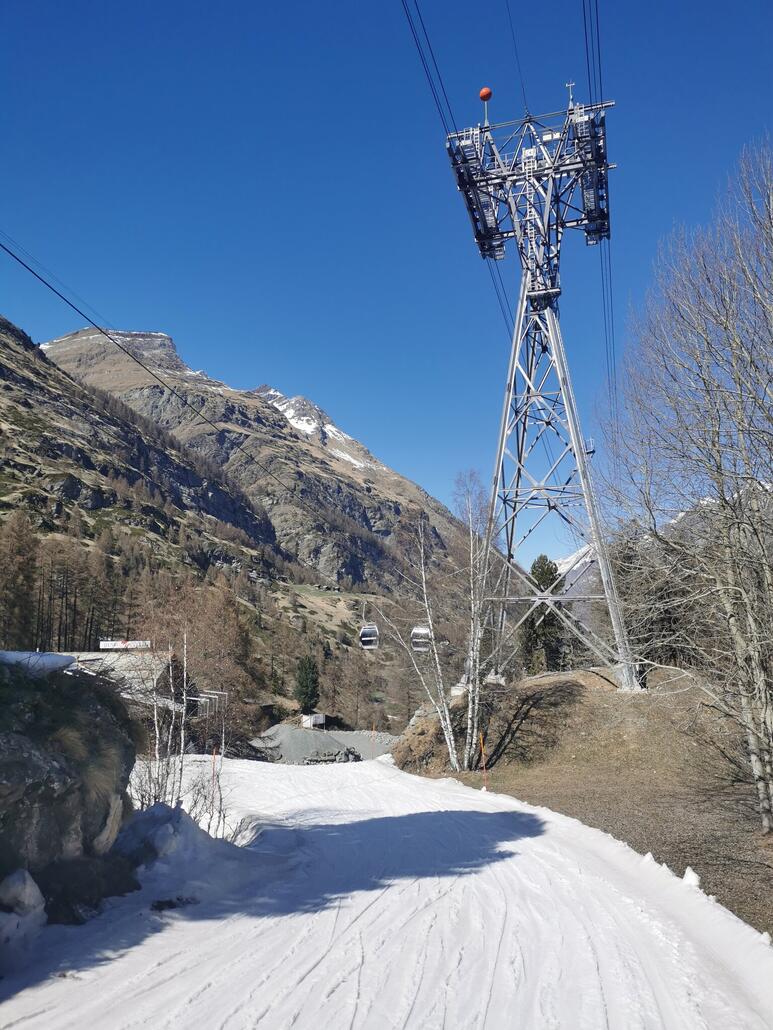 34. Und von ganz oben geht es jetzt GAAANZ runter.