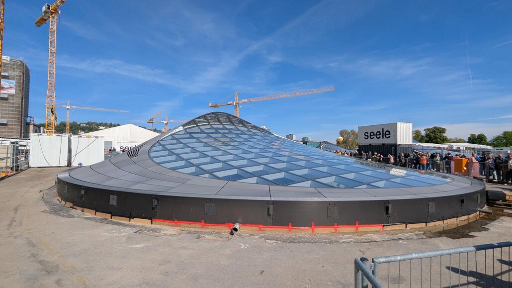 Glas Stahl Konstruktion von Seele