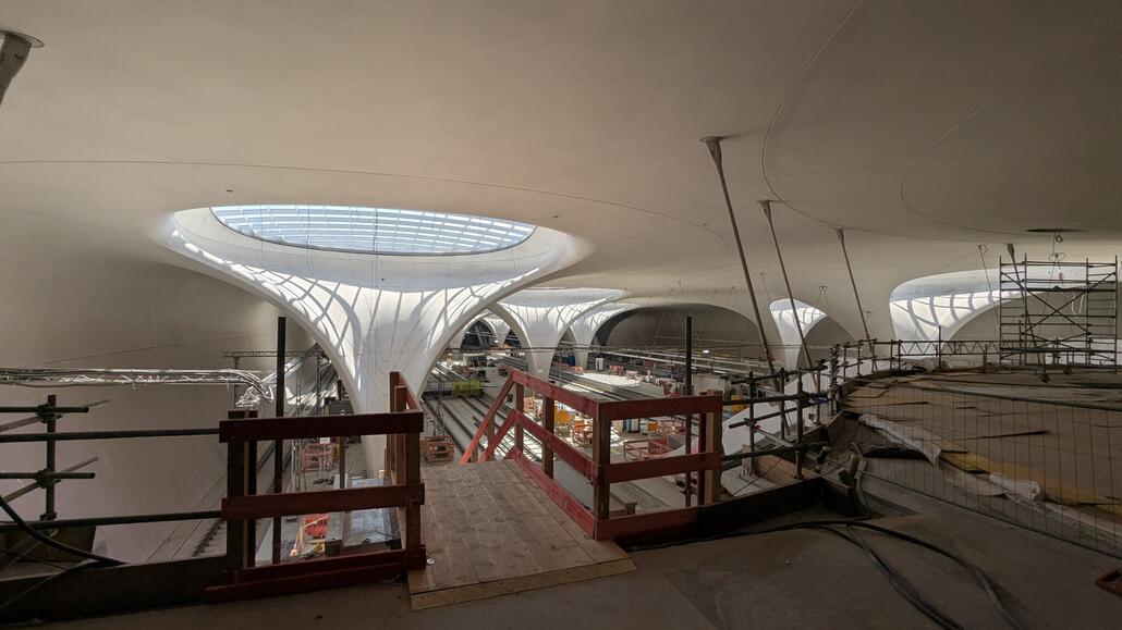 Kelchstützen vom mittleren großen Verteilersteg aus