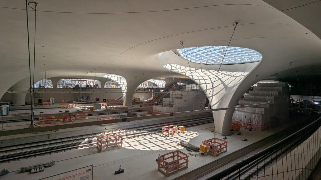 Gleise liegen bereits fast alle