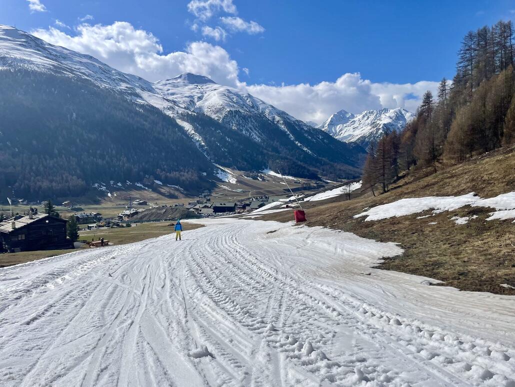 Die Verbindung zur Gondelbahn Carosello wird langsam sehr knapp und nicht mehr richtig präpariert.