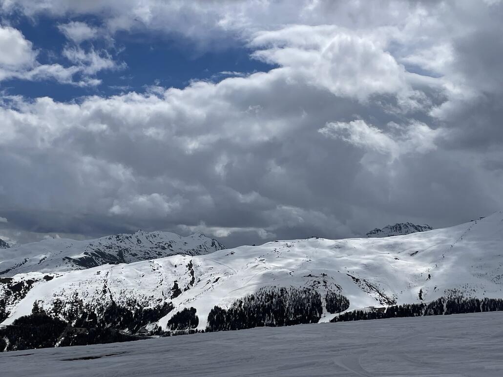 Gegenüber ständig Mottolino im Blick