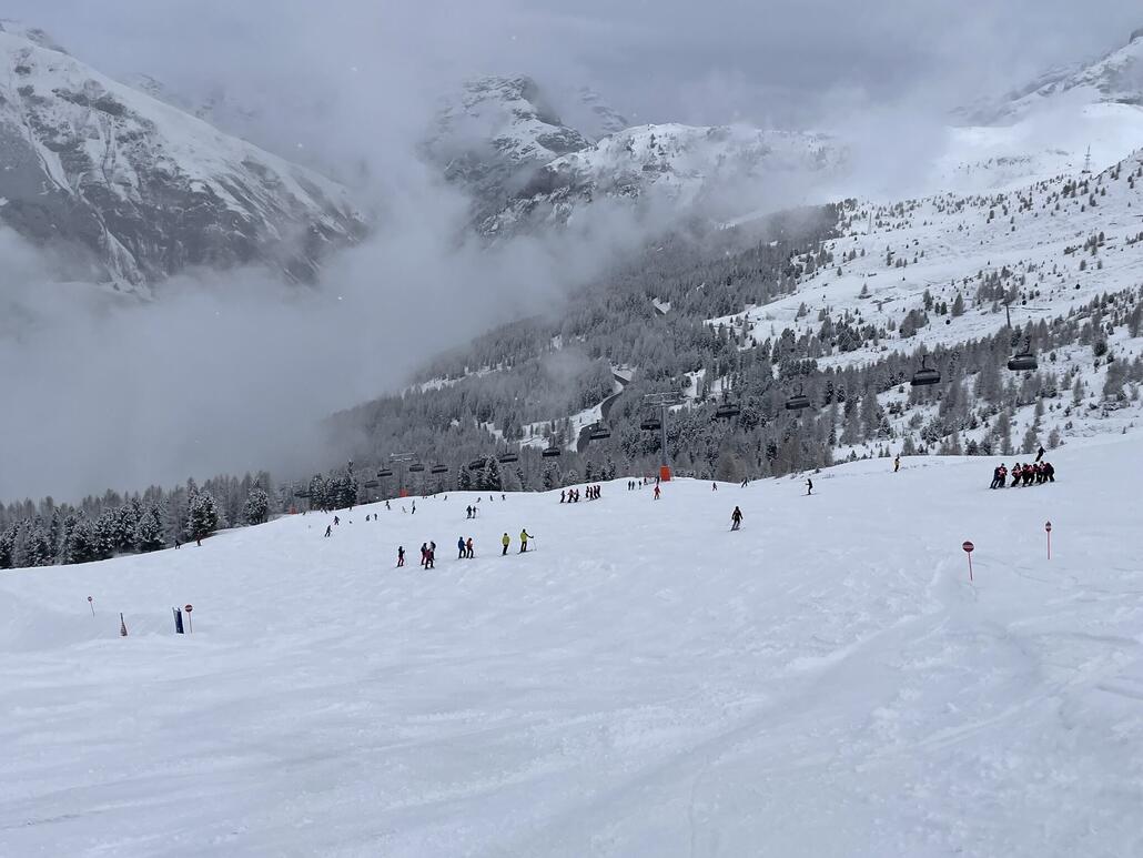 Einiges los jnd die Nebelschwaden verziehen sich