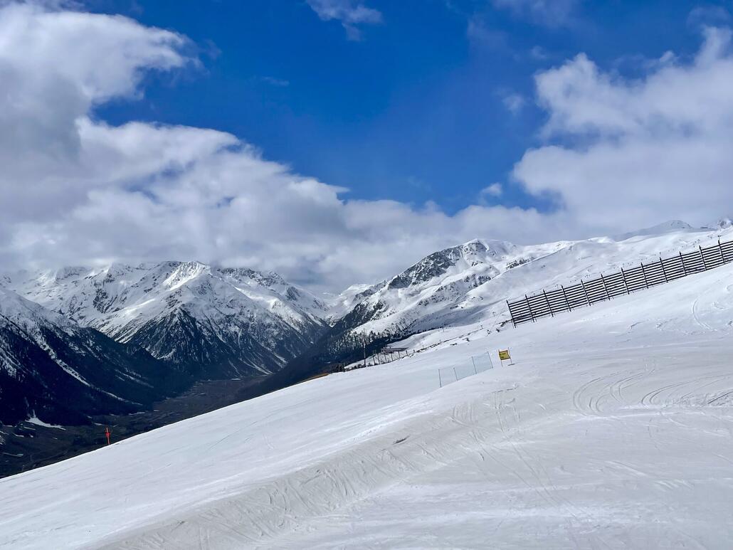 Blaue Phasen wechselten sich ab mit grau