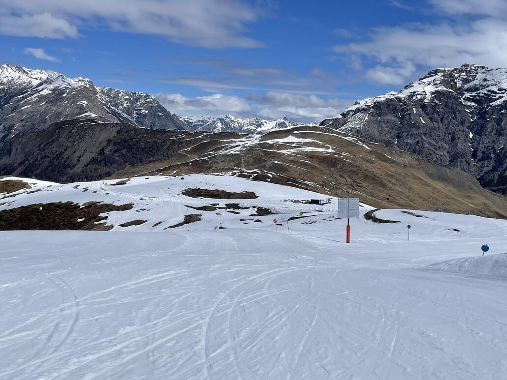 Tolle Überraschung, die rote Talabfahrt ist wieder offen.