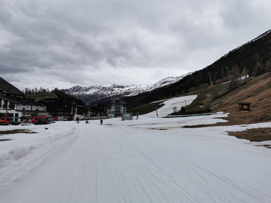 8. Ist es im Tal schon frühlingshaft und extrem sulzig.