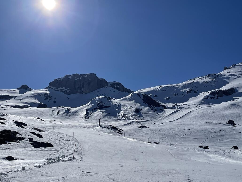 Sehr schöne Pisten und abwechslungsreich, obwohl man immer den gleichen Lift fährt