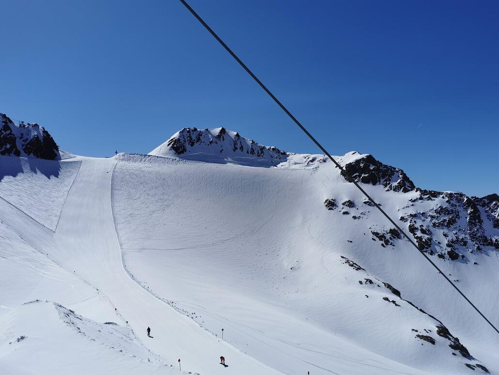 4. Seitenblick aus der DSB Wildspitz.