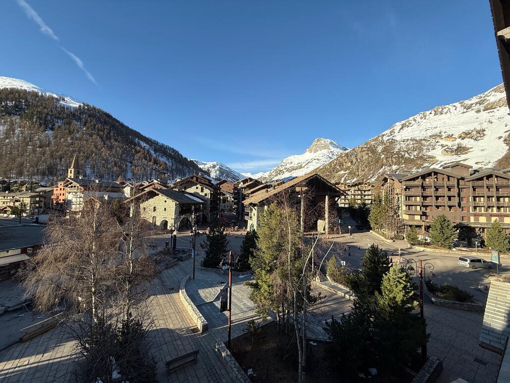 Tagewache in Val-d'Isère. Das Wetter verspricht ein genialer Skitag!