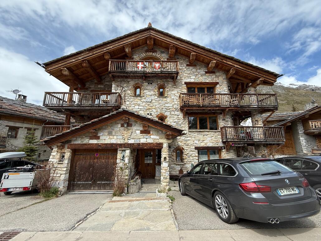 Gefällt euch der Baustil, oder doch lieber was die Schweiz oder Österreich zu bieten hat?