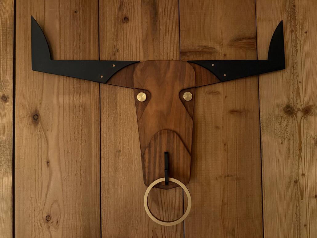 Der Horror-Kuhkopf starrt uns auch in der zweite Nacht weiter an.