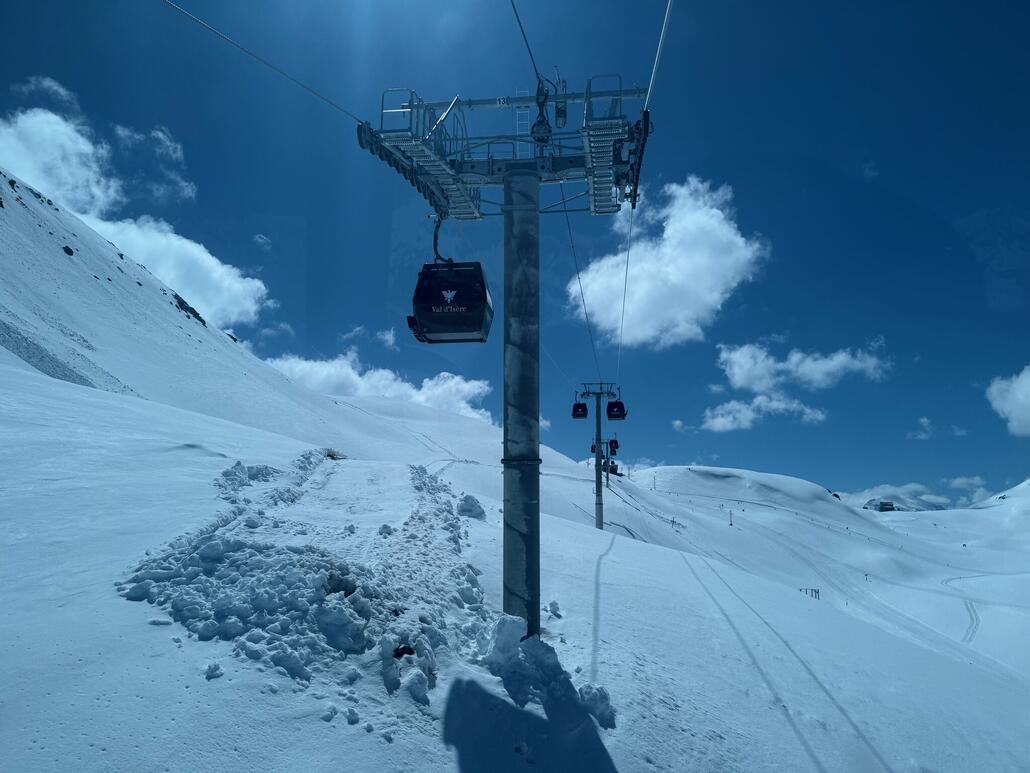 Wir entscheiden uns mit der neue 10-EUB «Vallon» wieder zum Glacier du Pisaillas zu fahren.