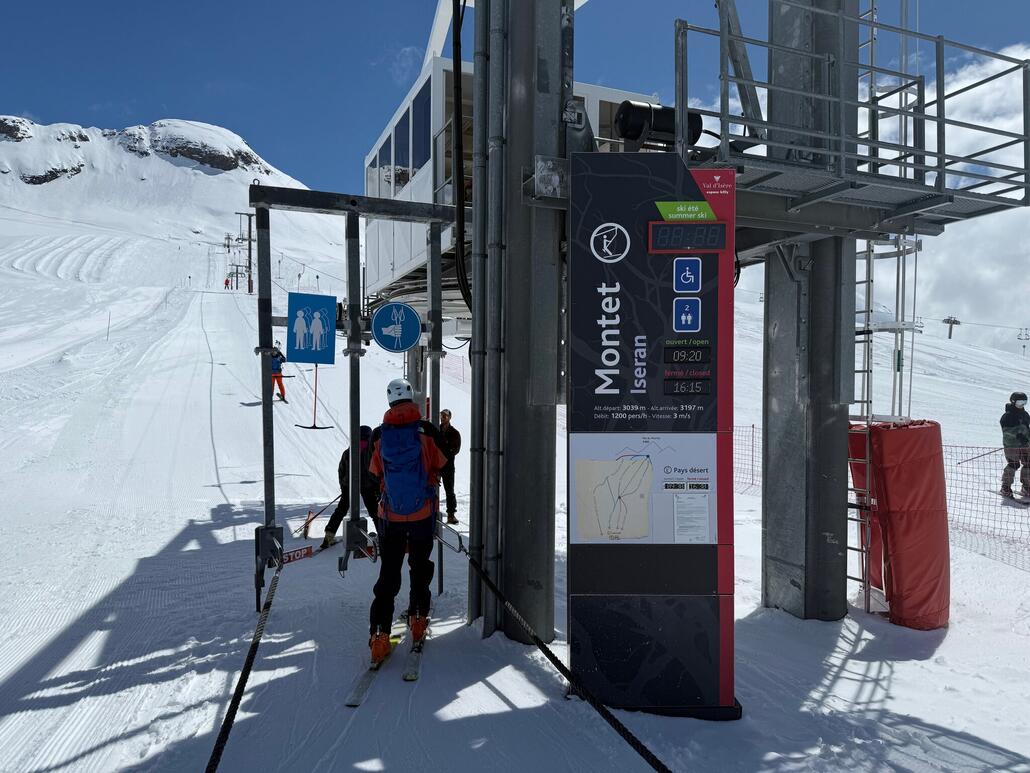 Wir fahren mehrmals am oberen Schlepper und natürlich am Cascade-Sessel. Die Varianten hier sind einfach viel zu gut um wieder zurück ins Hauptgebiet zu fahren.