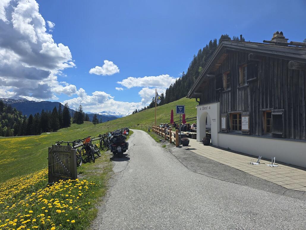 Angekommen auf dem Kunkelspass auf 1357 m.