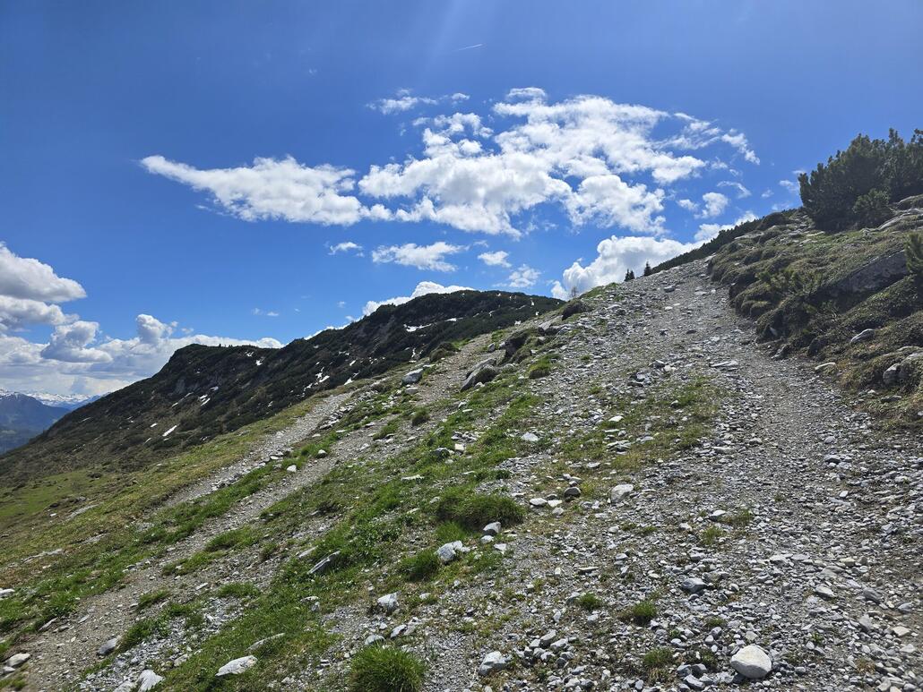 Steiles Gelände auf dem letzten Abschnitt zur Ringelspitzhütte.