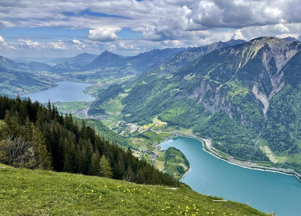 Hammer! Direkt unter den Füssen den Lungerensee